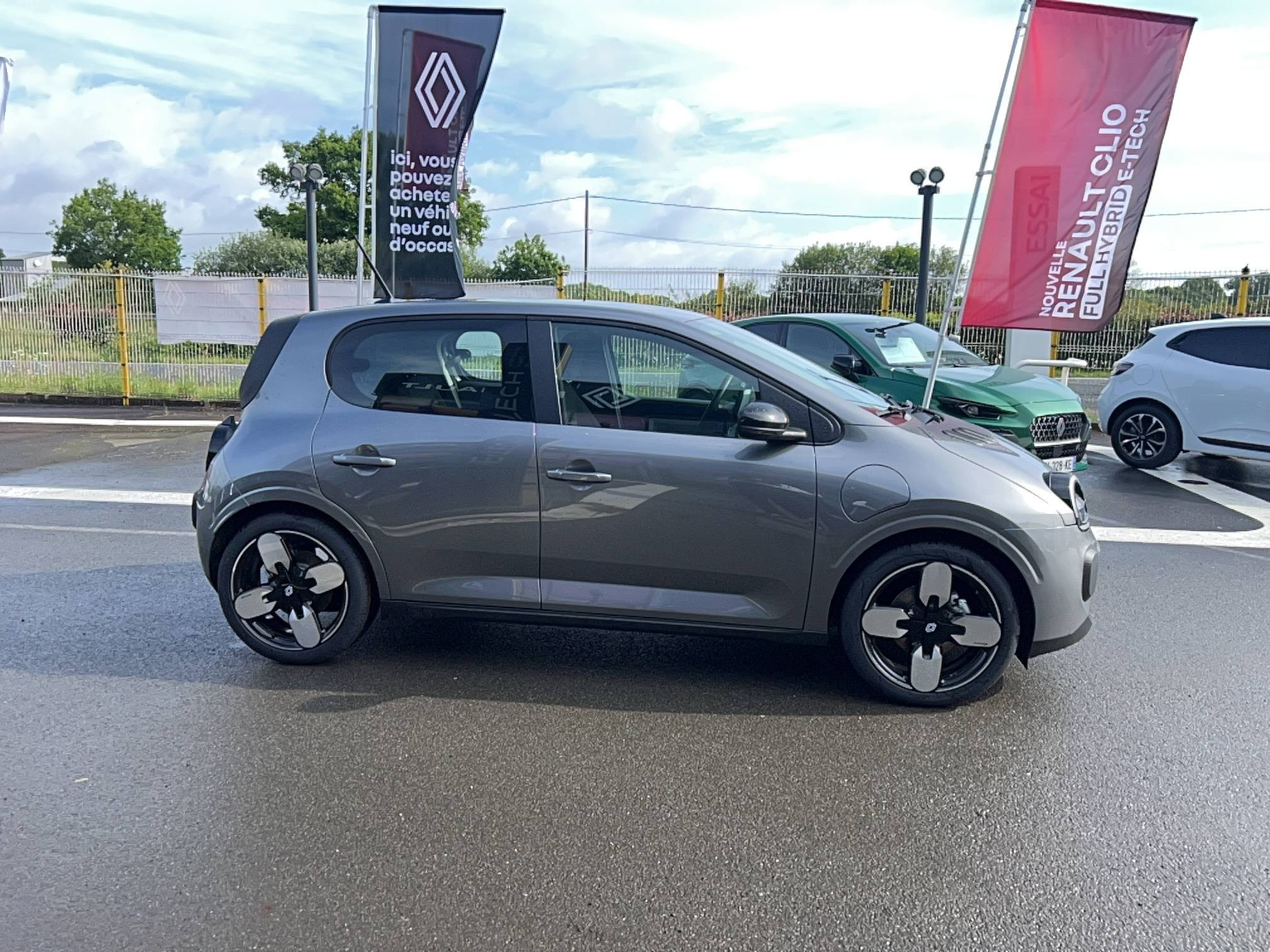 Vente en ligne Renault Twingo Electrique  80 ch autonomie urbaine au prix de 20 590 €
