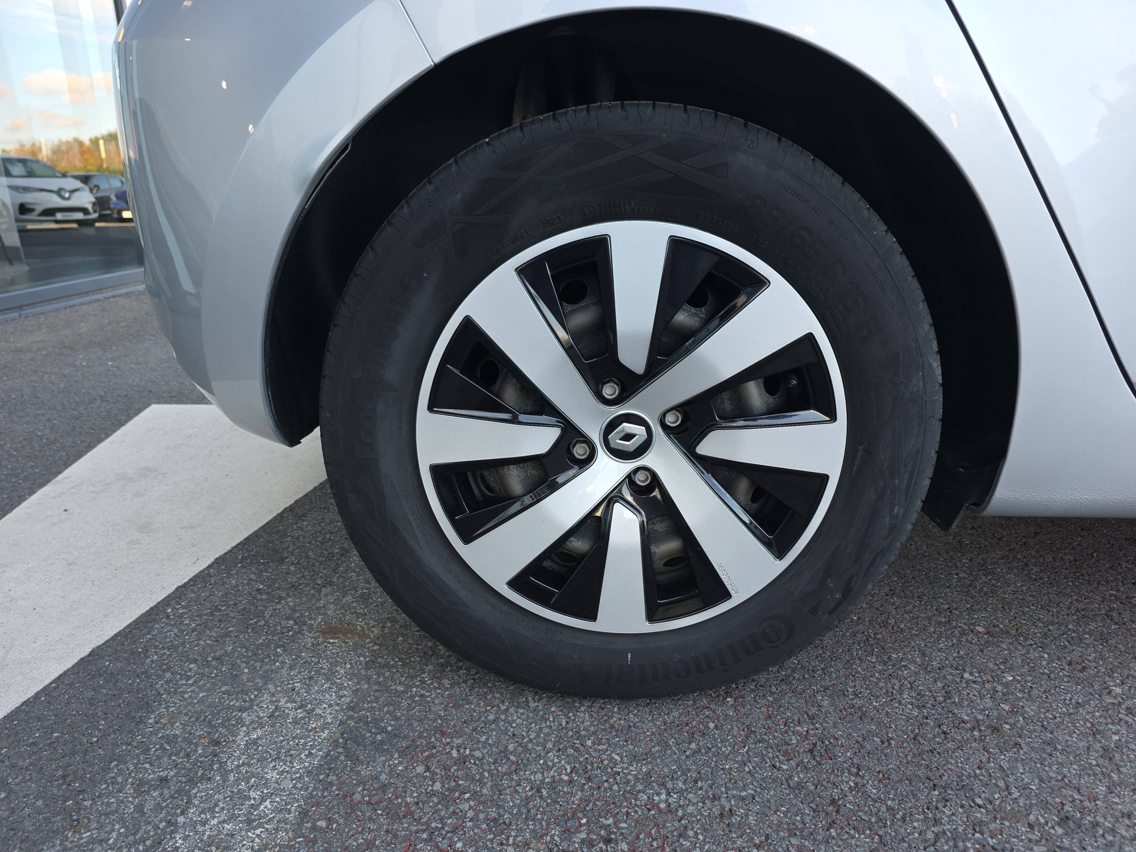 Vente en ligne Renault Clio 5 Clio TCe 90 au prix de 13 490 €