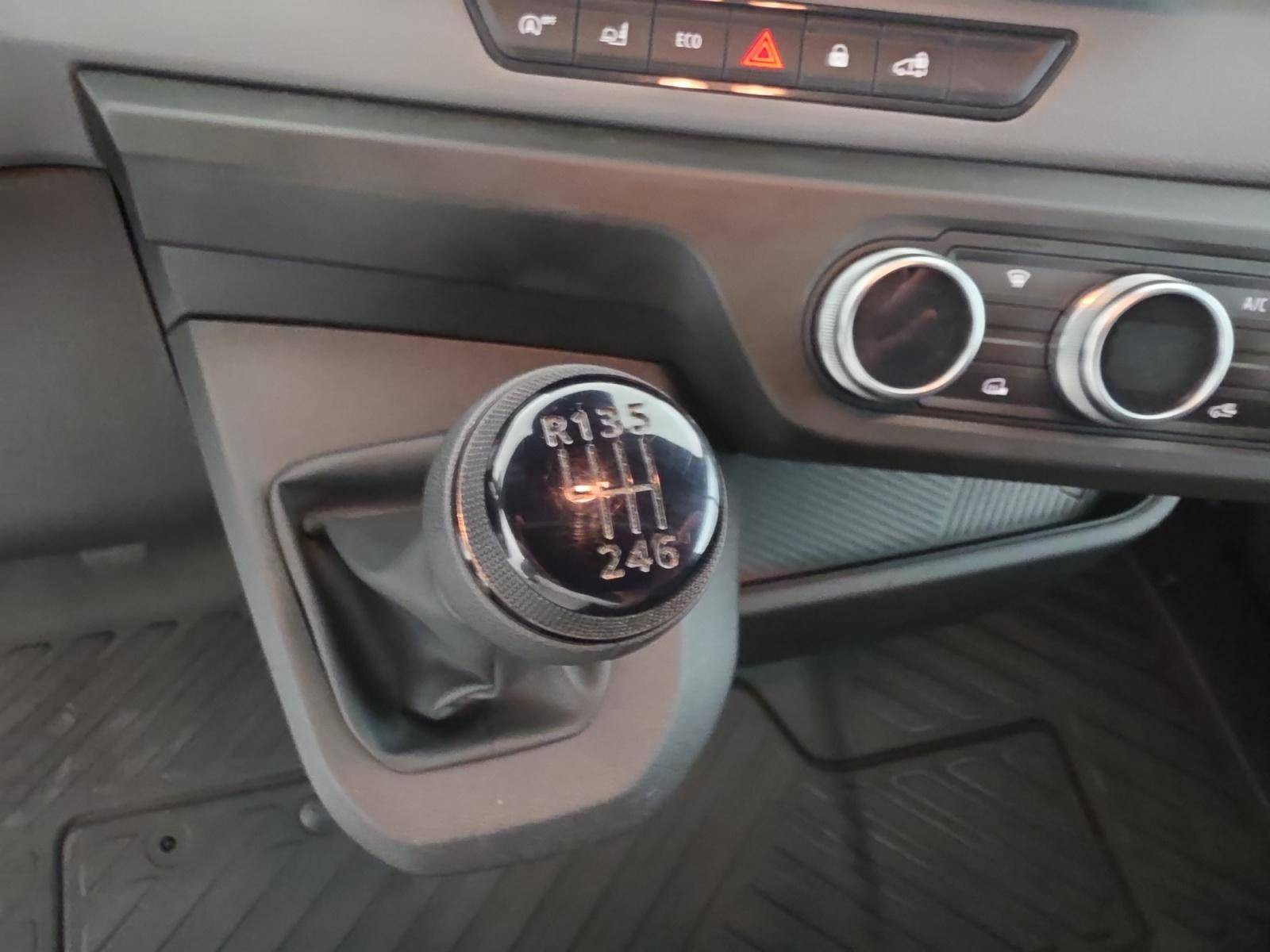 Vente en ligne Renault Master Fourgon MASTER FG BLUE DCI 130 L2H2 3T5 TR au prix de 31 490 €
