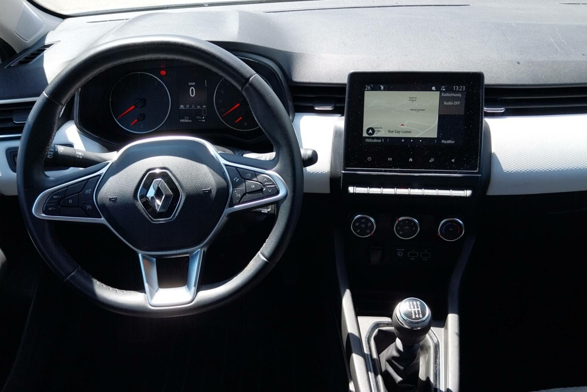 Vente en ligne Renault Clio 5 Clio Blue dCi 100 au prix de 13 491 €