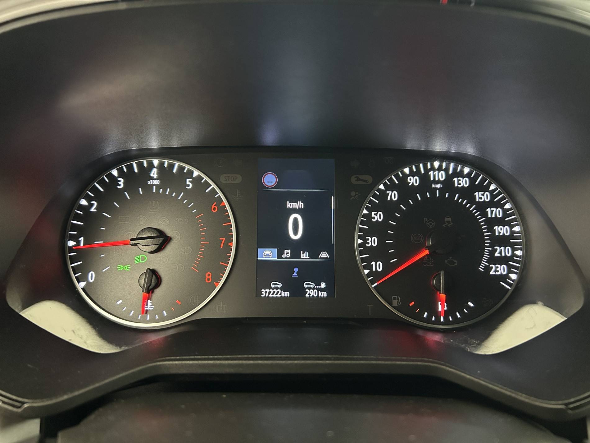Vente en ligne Renault Clio 5 Clio TCe 90 - 21N au prix de 13 990 €