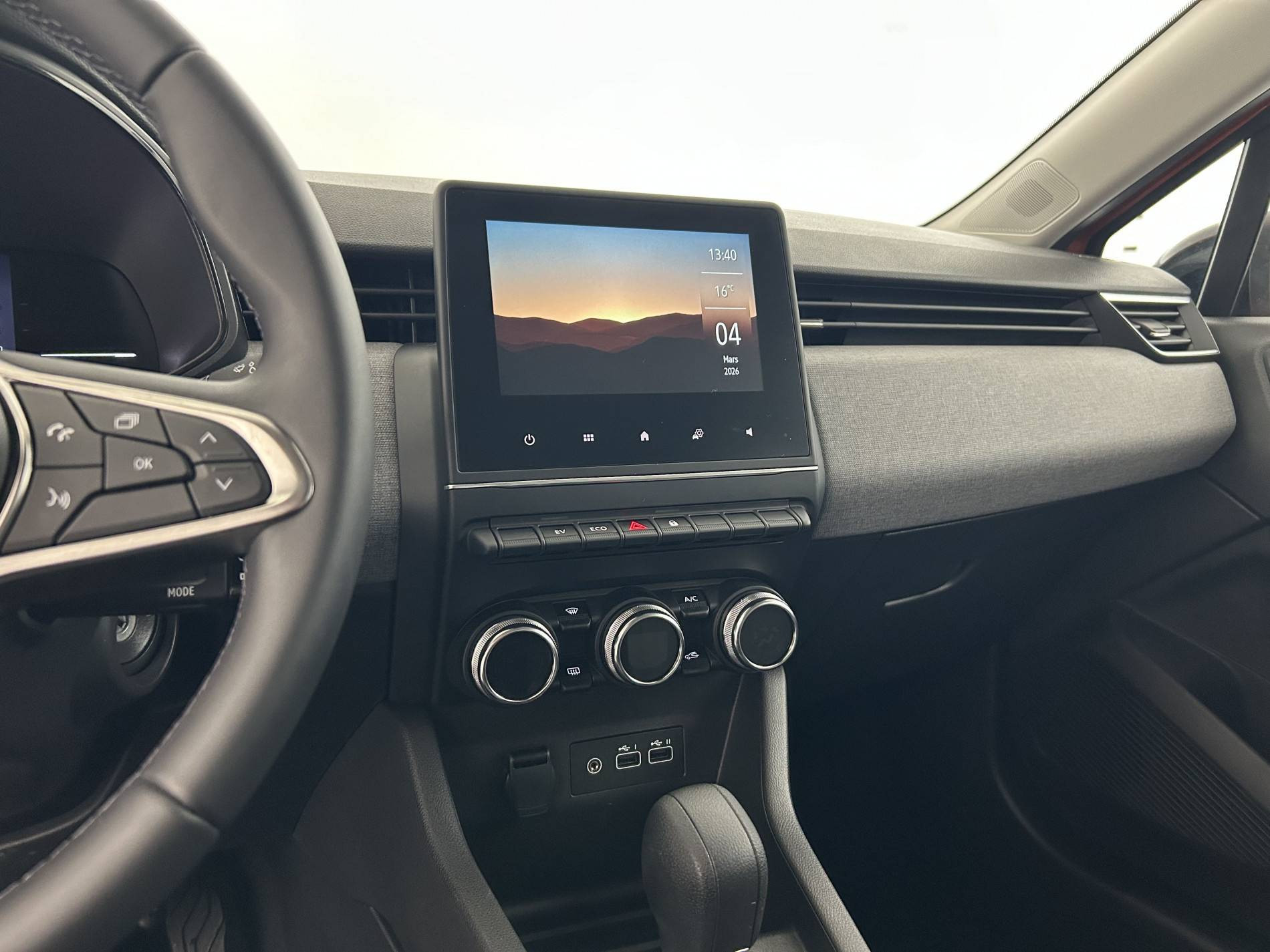 Vente en ligne Renault Clio 5 Clio E-Tech full hybrid 145 ch GSR2 au prix de 19 590 €