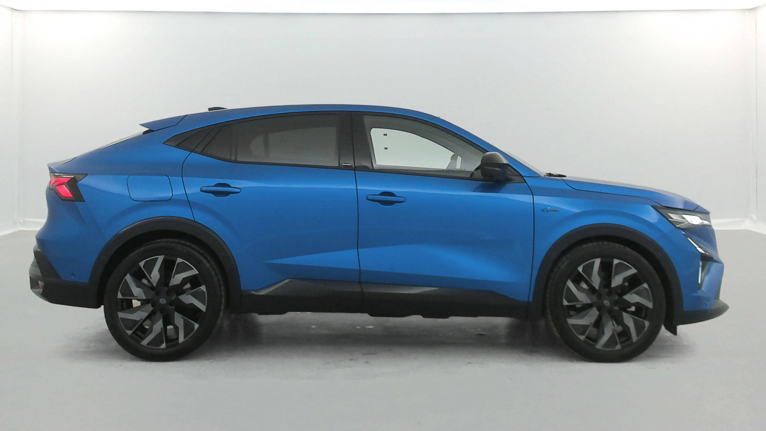 Vente en ligne Renault Rafale  E-Tech full hybrid 200 ch au prix de 41 480 €