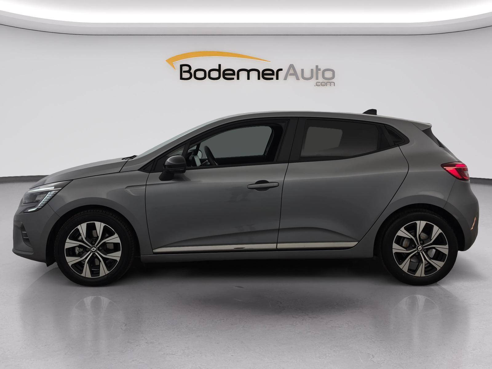 Vente en ligne Renault Clio 5 Clio E-Tech full hybrid 145 au prix de 16 140 €
