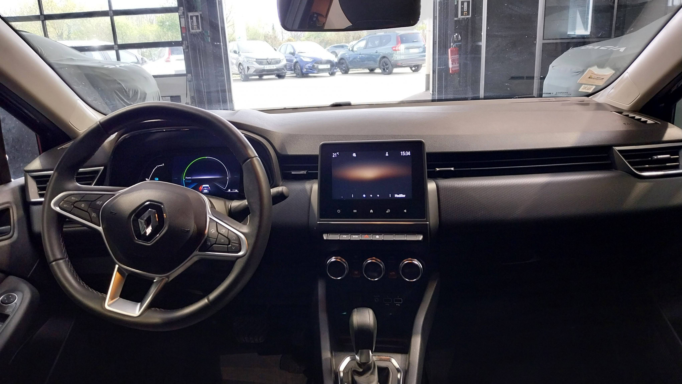 Vente en ligne Renault Clio 5 Clio E-Tech 140 au prix de 15 990 €