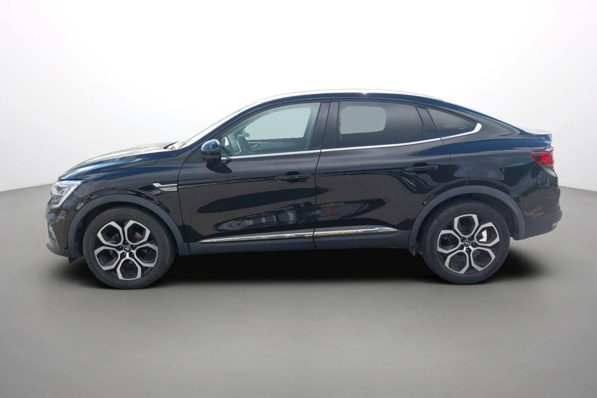 Vente en ligne Renault Arkana  mild hybrid 140 EDC FAP - 22 au prix de 19 990 €