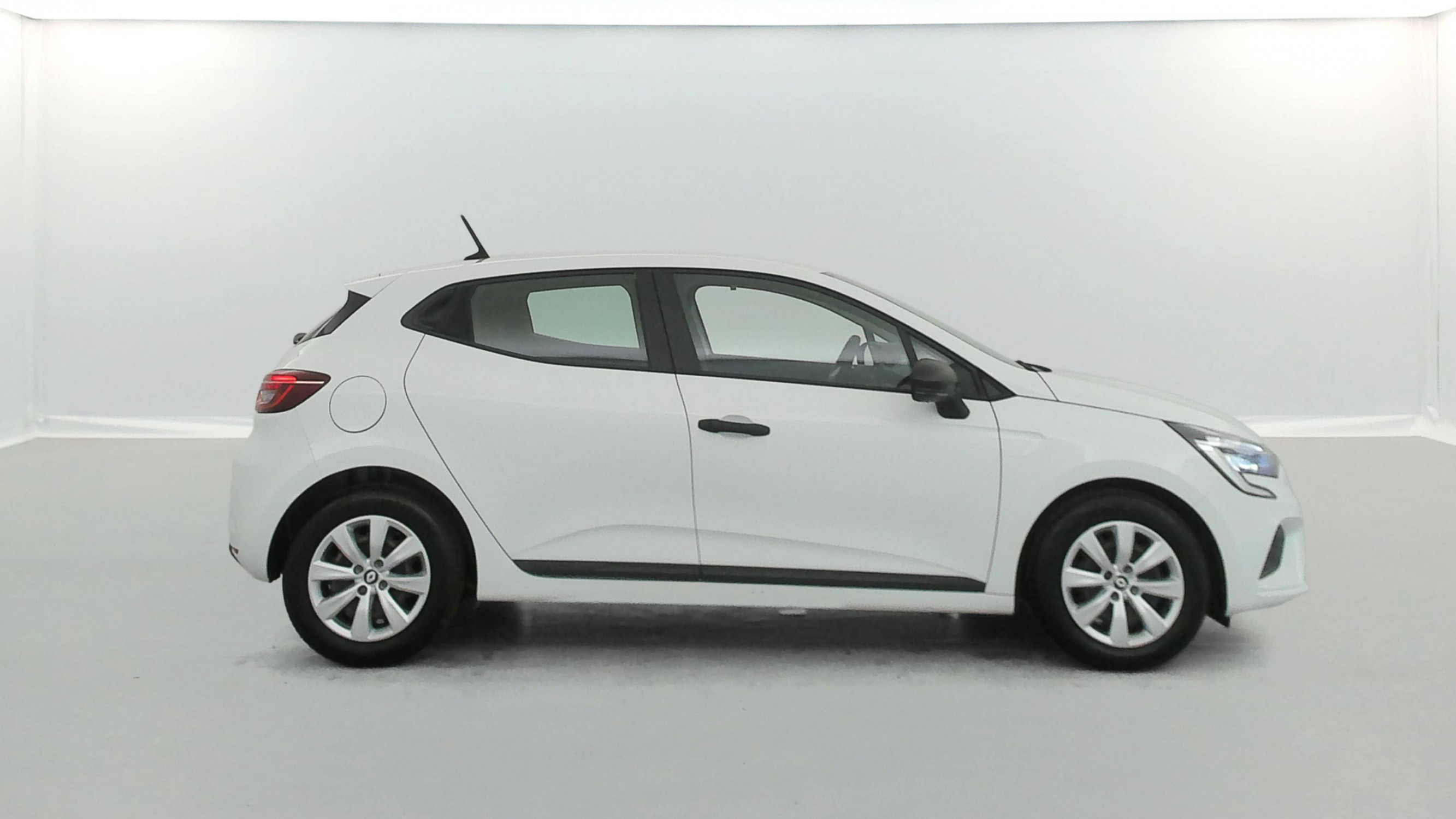 Vente en ligne Renault Clio 5 Clio SCe 65 au prix de 11 990 €
