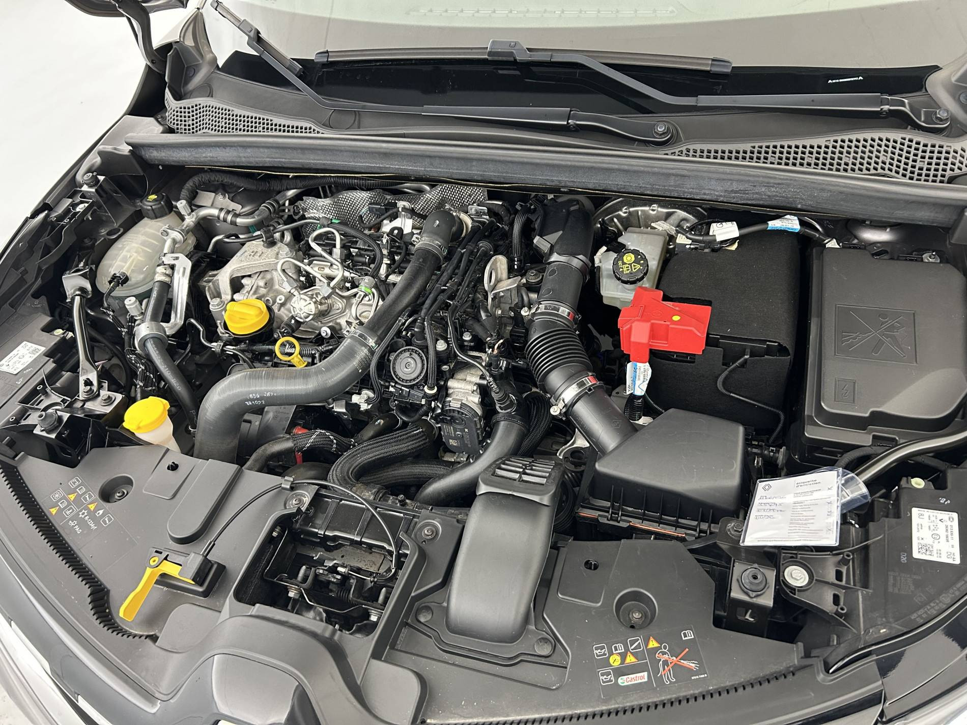 Vente en ligne Renault Captur  mild hybrid 140 au prix de 17 990 €