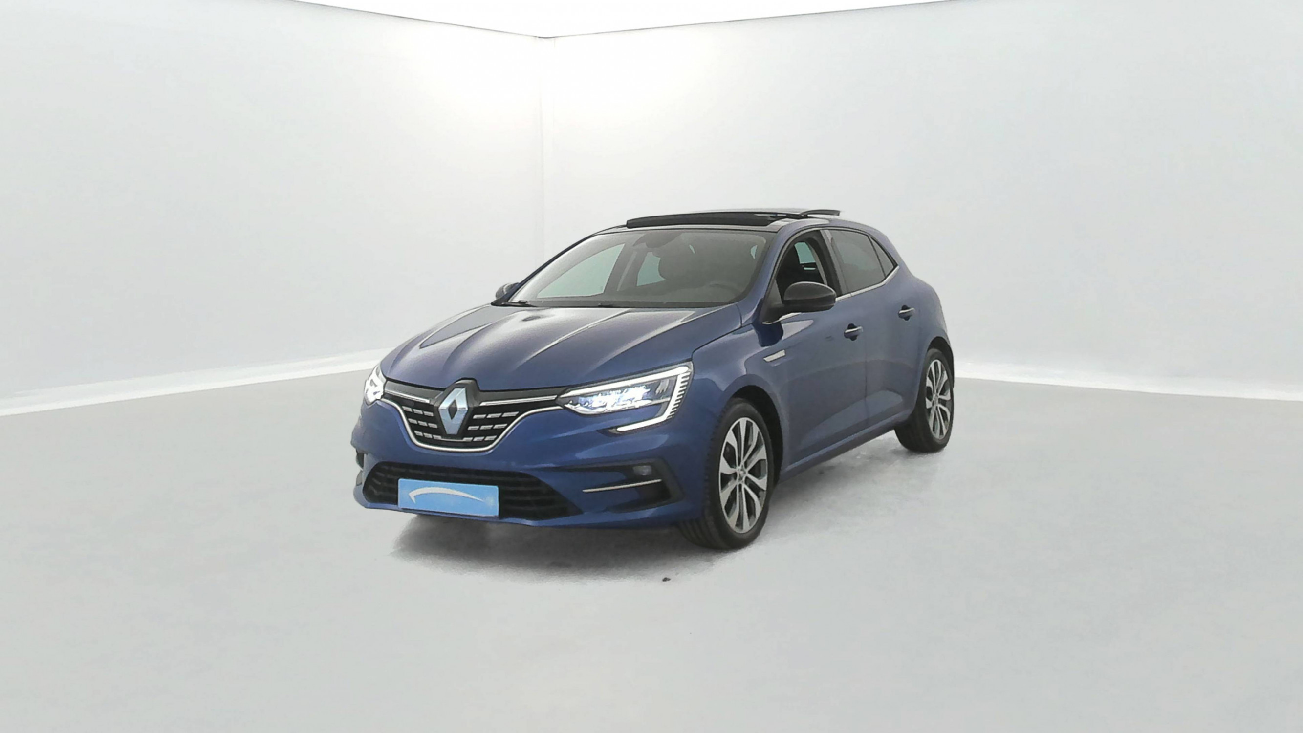 Renault Megane 4  Blue dCi 115 EDC occasion de 2024 en vente à Lorient