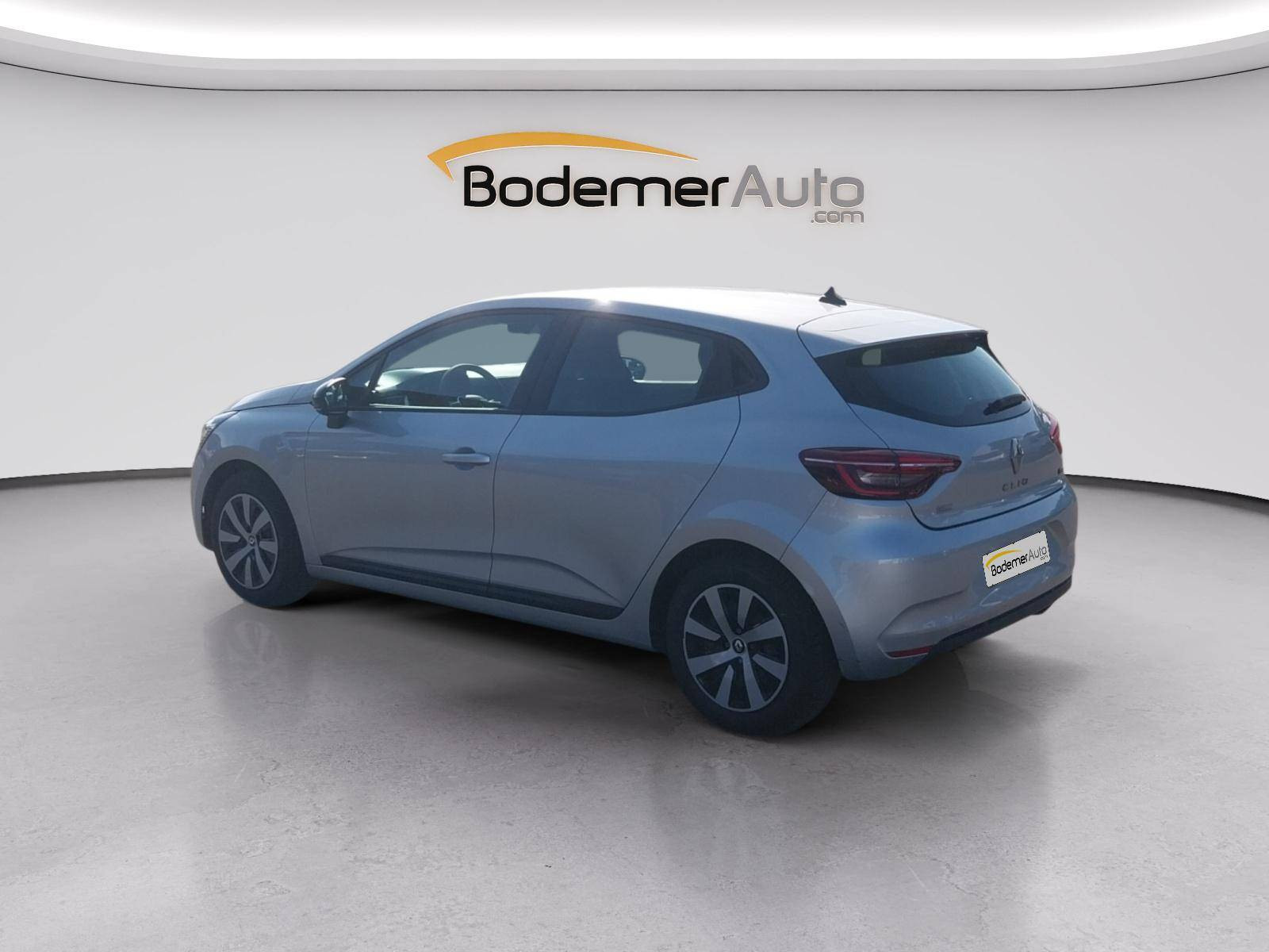 Vente en ligne Renault Clio 5 Clio E-Tech full hybrid 145 au prix de 16 590 €