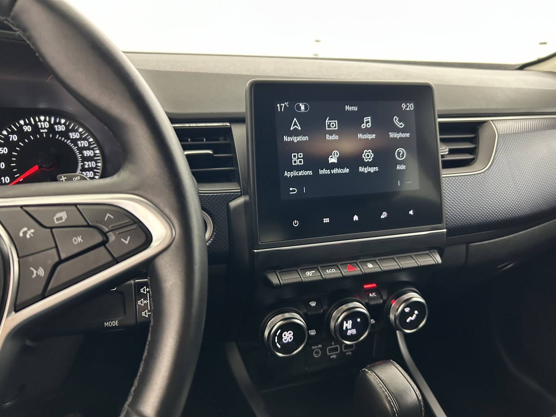 Vente en ligne Renault Arkana  mild hybrid 140 EDC FAP - 22 au prix de 18 500 €