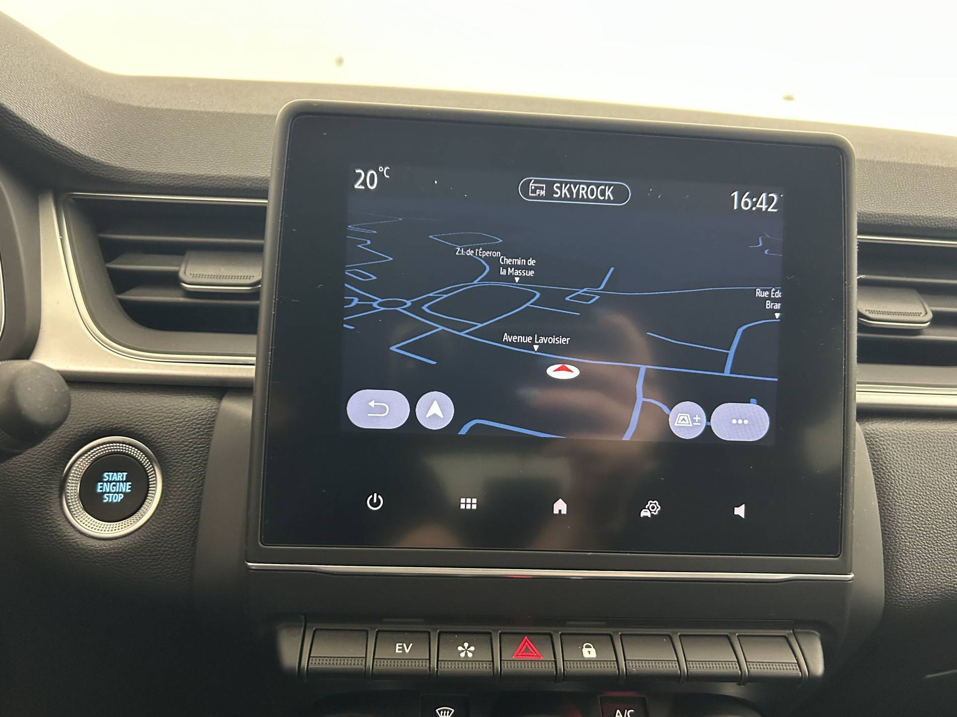 Vente en ligne Renault Captur  E-Tech 145 - 21 au prix de 18 490 €