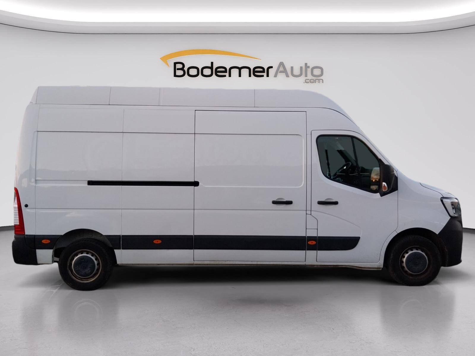 Vente en ligne Renault Master Fourgon MASTER FGN TRAC F3500 L3H3 BLUE DCI 135 au prix de 25 990 €