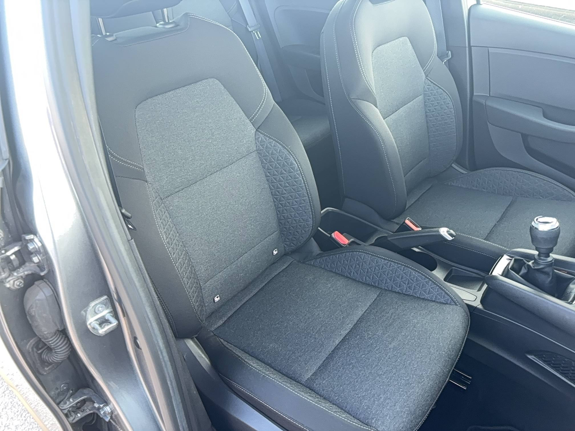 Vente en ligne Renault Clio 5 Clio TCe 90 au prix de 12 990 €