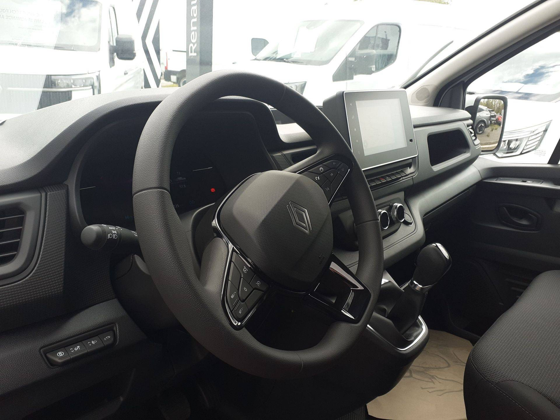 Vente en ligne Renault Trafic Van E-Tech TRAFIC E-TECH ELECTRIQUE FGN L1H1 3T AC22 au prix de 40 224 €
