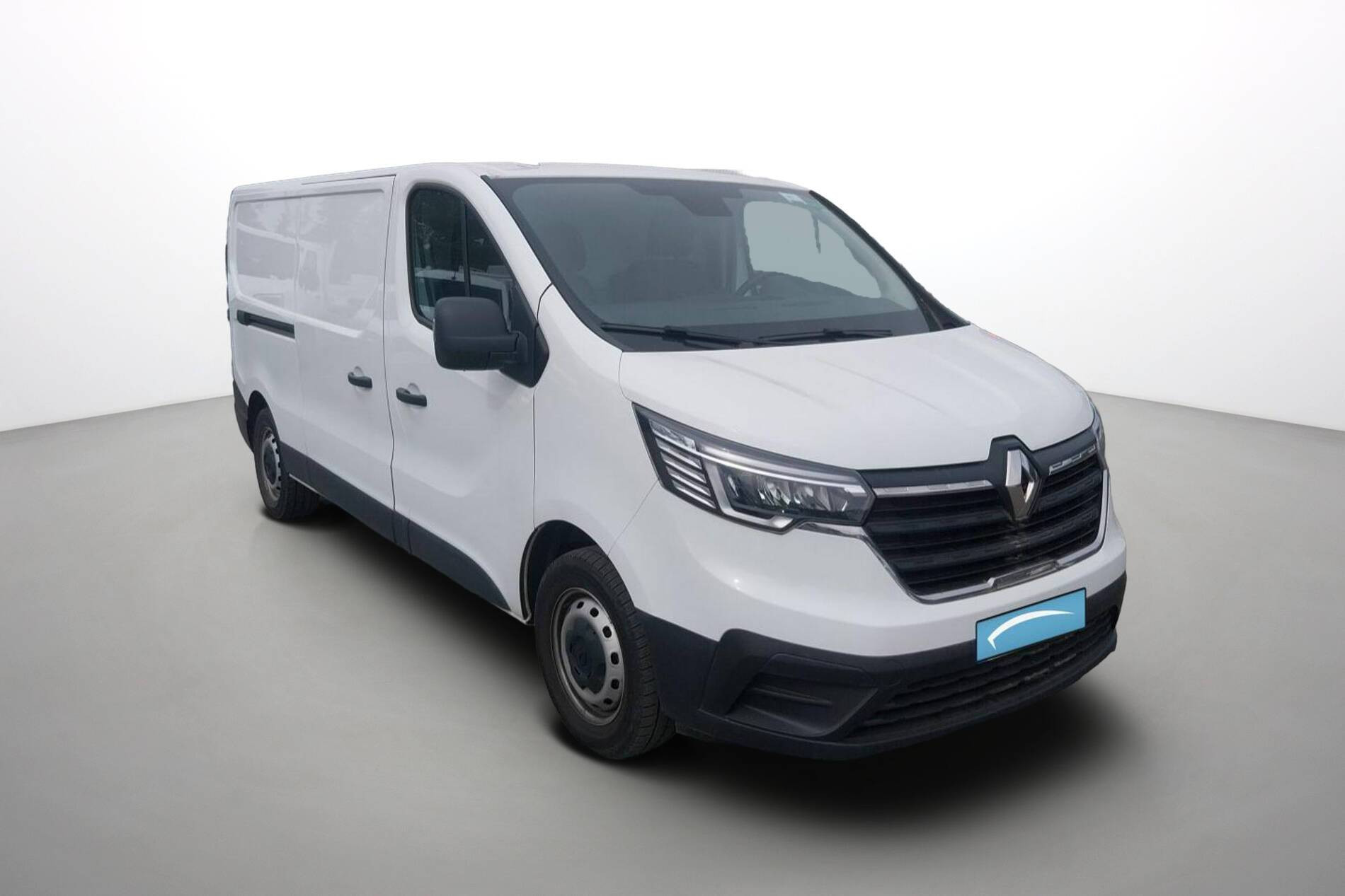 Vente en ligne Renault Trafic 3 Fourgon TRAFIC FGN L2H1 3000 KG BLUE DCI 130 au prix de 22 990 €
