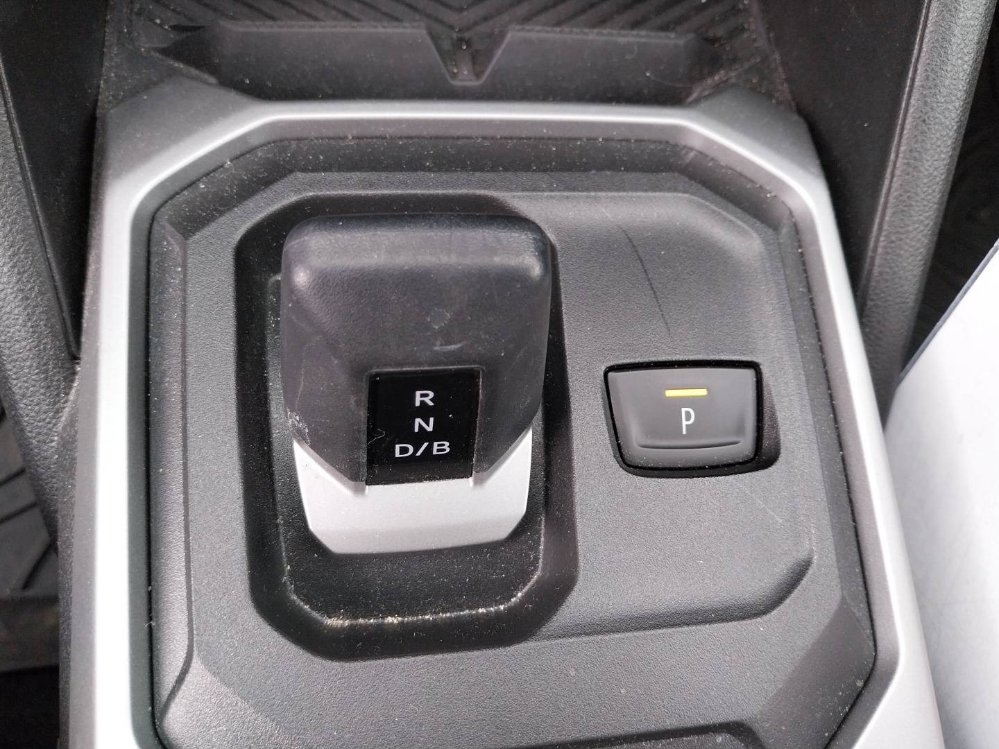 Vente en ligne Dacia Duster  Hybrid 140 au prix de 26 590 €