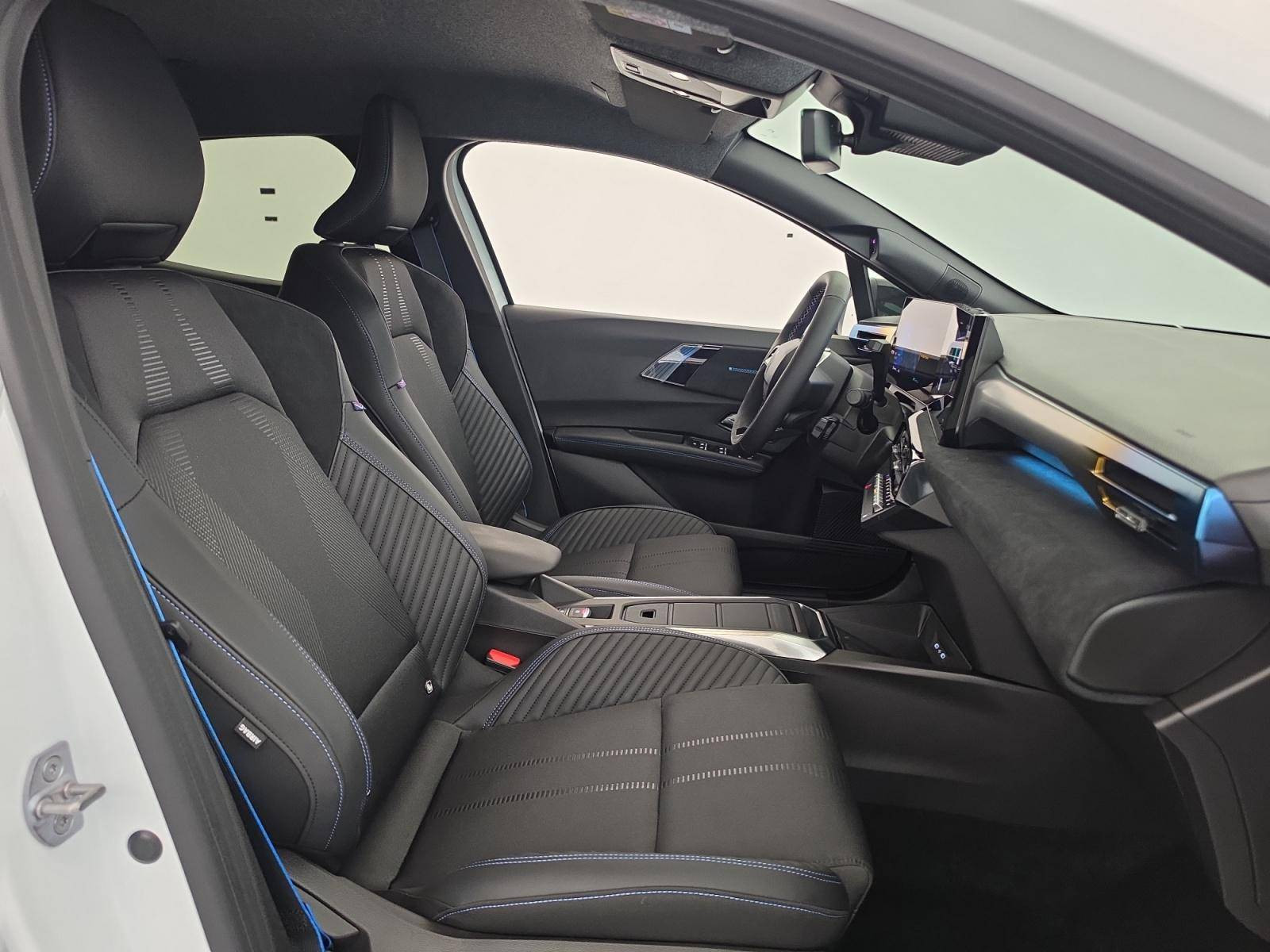 Vente en ligne Renault Clio 6 Clio E-Tech full hybrid 160 ch au prix de 28 490 €