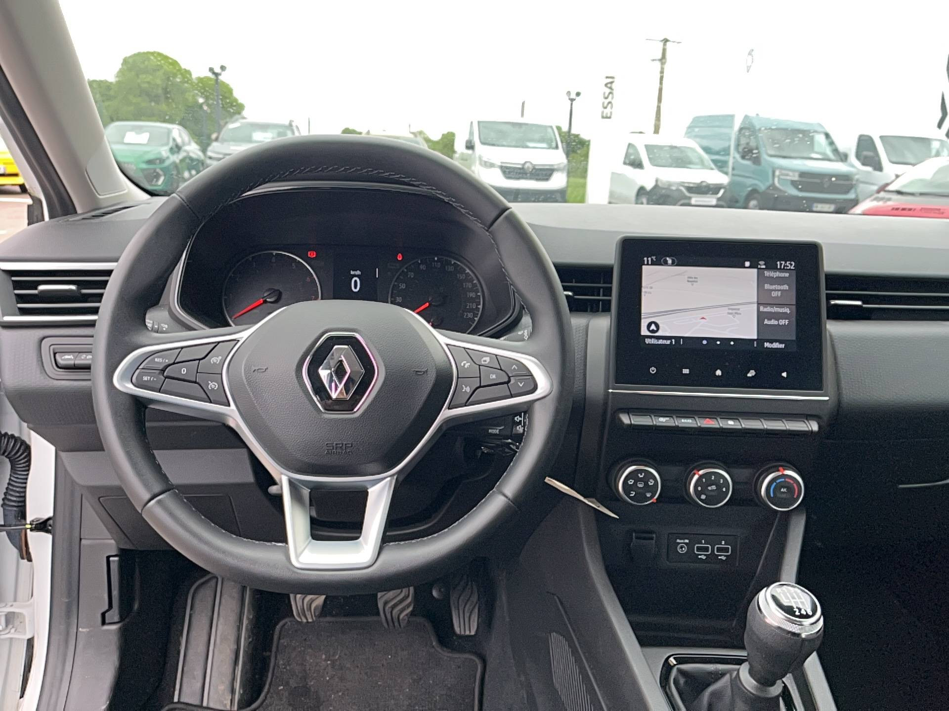 Vente en ligne Renault Clio 5 Clio TCe 90 - 21 au prix de 13 491 €
