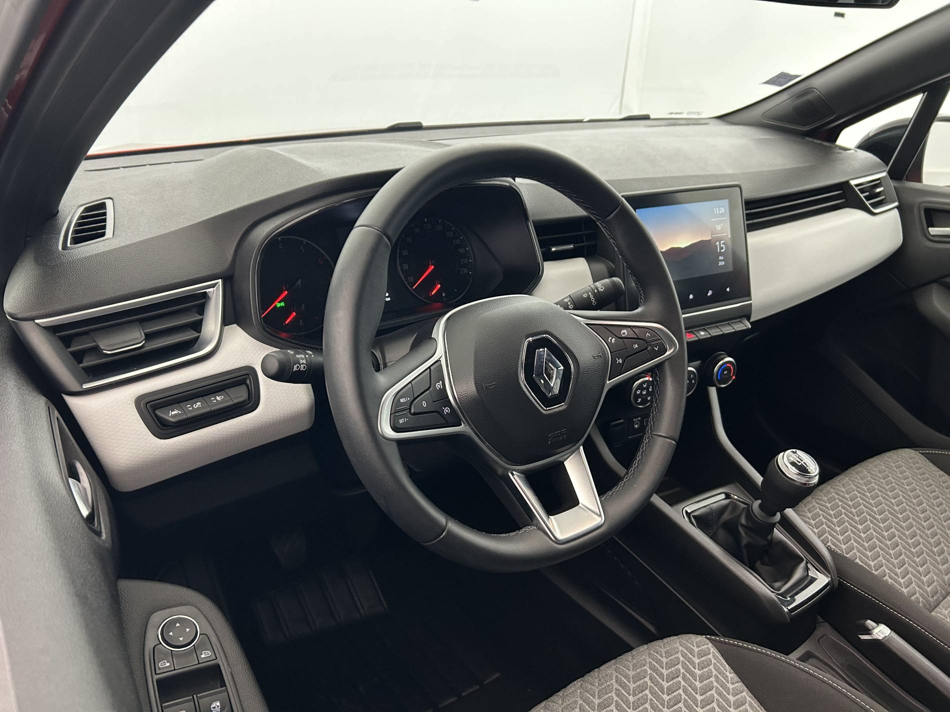 Vente en ligne Renault Clio 5 Clio TCe 90 - 21N au prix de 13 990 €