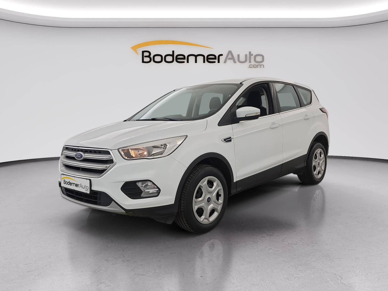 Ford Kuga  1.5 EcoBoost 120 S&S 4x2 occasion de 2017 en vente à Morlaix