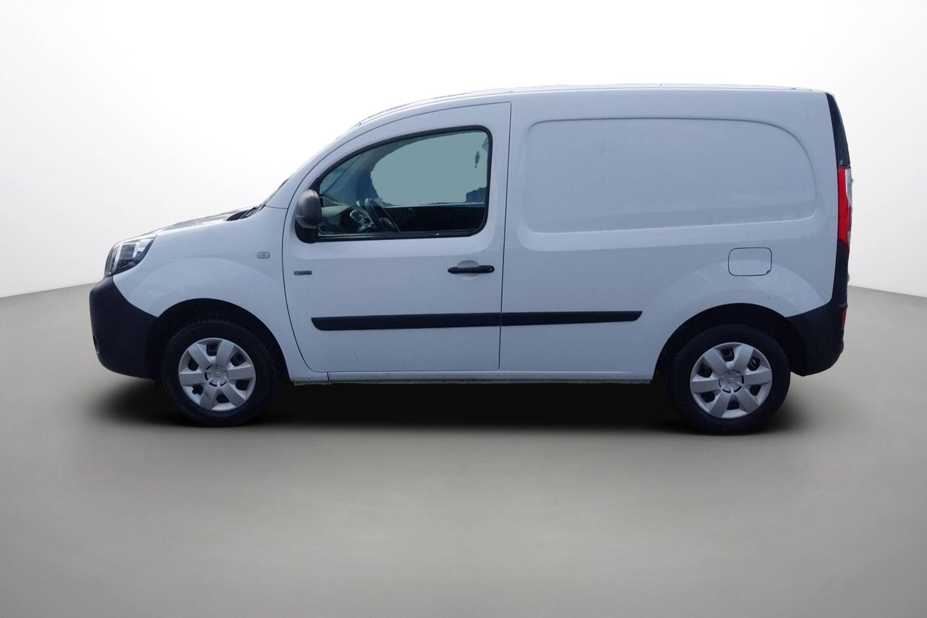 Vente en ligne Renault Kangoo E-Tech KANGOO ELECTRIQUE ACHAT INTEGRAL au prix de 12 990 €