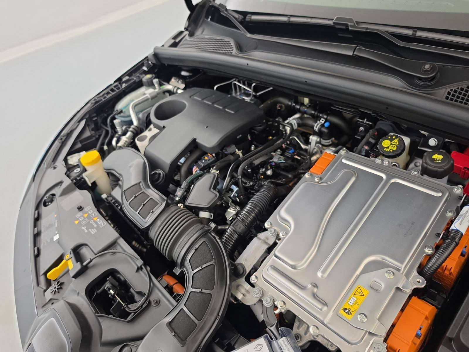 Vente en ligne Renault Clio 5 Clio E-Tech full hybrid 145 ch GSR2 au prix de 19 990 €