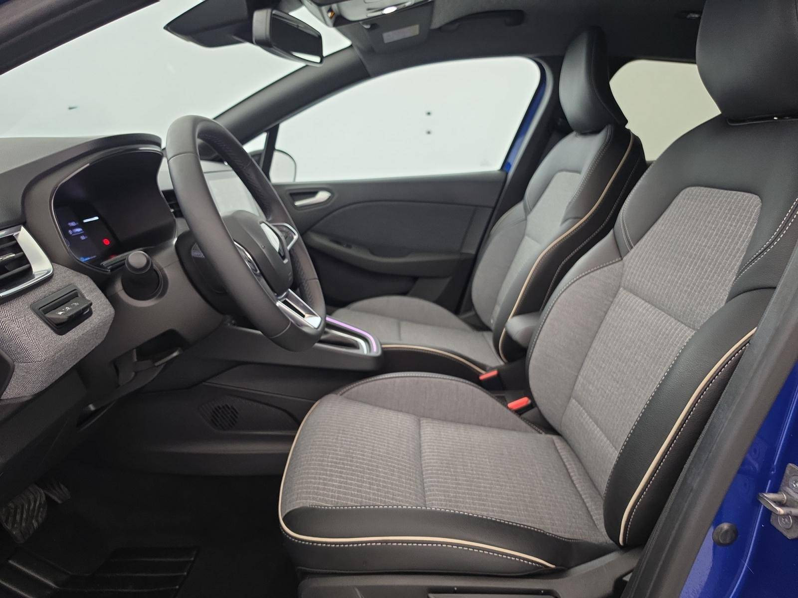 Vente en ligne Renault Clio 5 Clio E-Tech full hybrid 145 au prix de 20 490 €