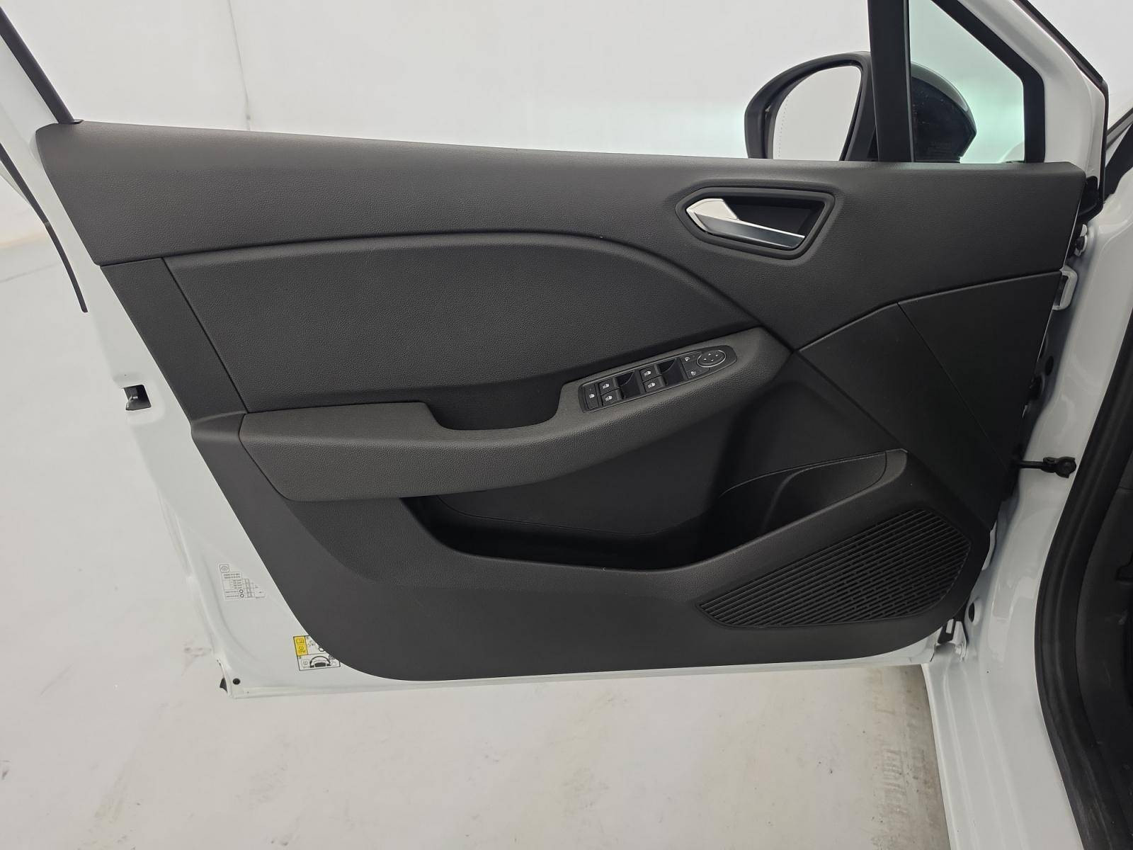 Vente en ligne Renault Clio 5 Clio TCe 90 au prix de 13 900 €