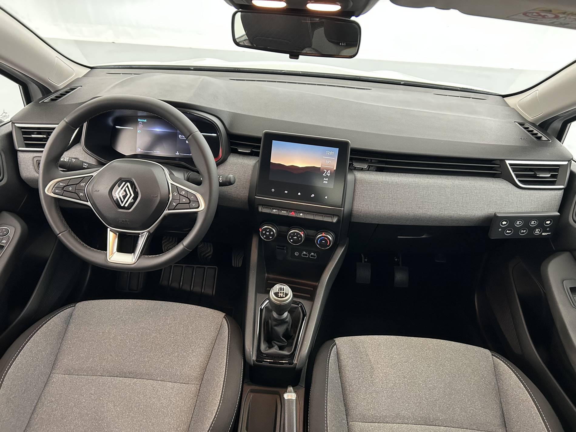 Vente en ligne Renault Clio 5 Clio Blue dCi 100 au prix de 14 990 €