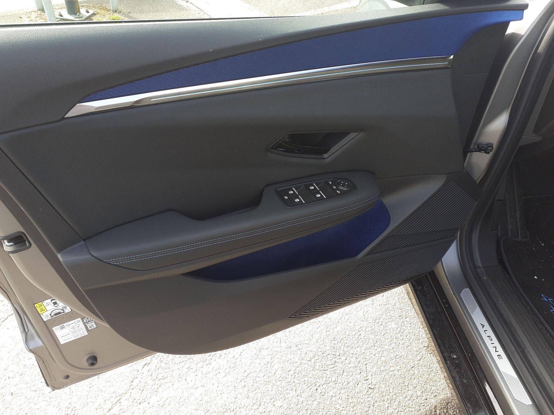 Vente en ligne Renault Megane E-Tech  220 ch autonomie confort au prix de 41 500 €