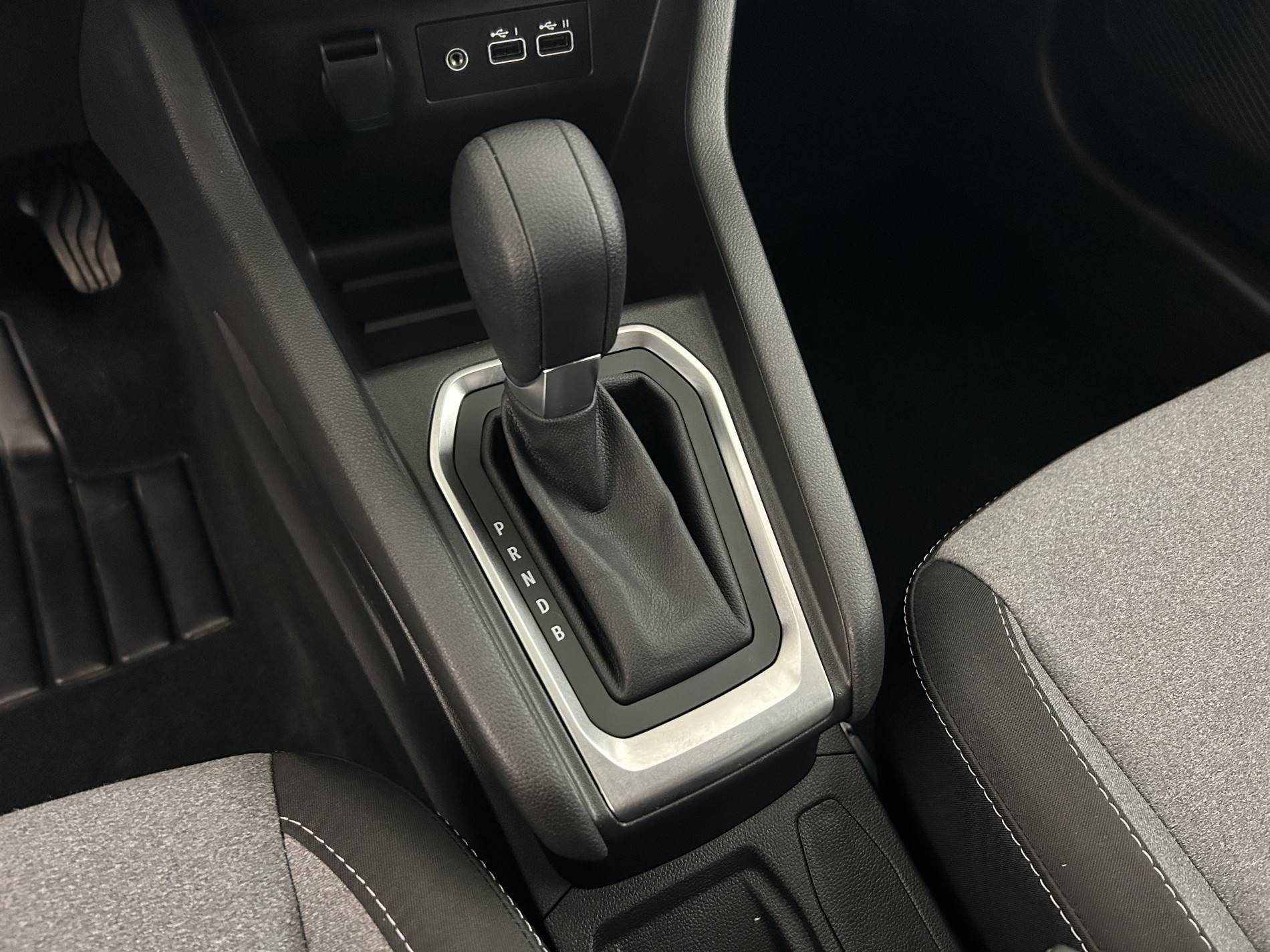 Vente en ligne Renault Clio 5 Clio E-Tech full hybrid 145 ch GSR2 au prix de 19 990 €