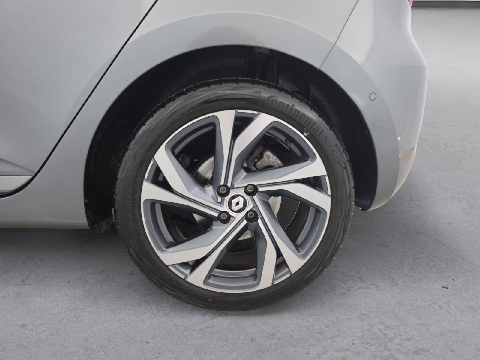 Vente en ligne Renault Clio 5 Clio TCe 140 au prix de 17 990 €