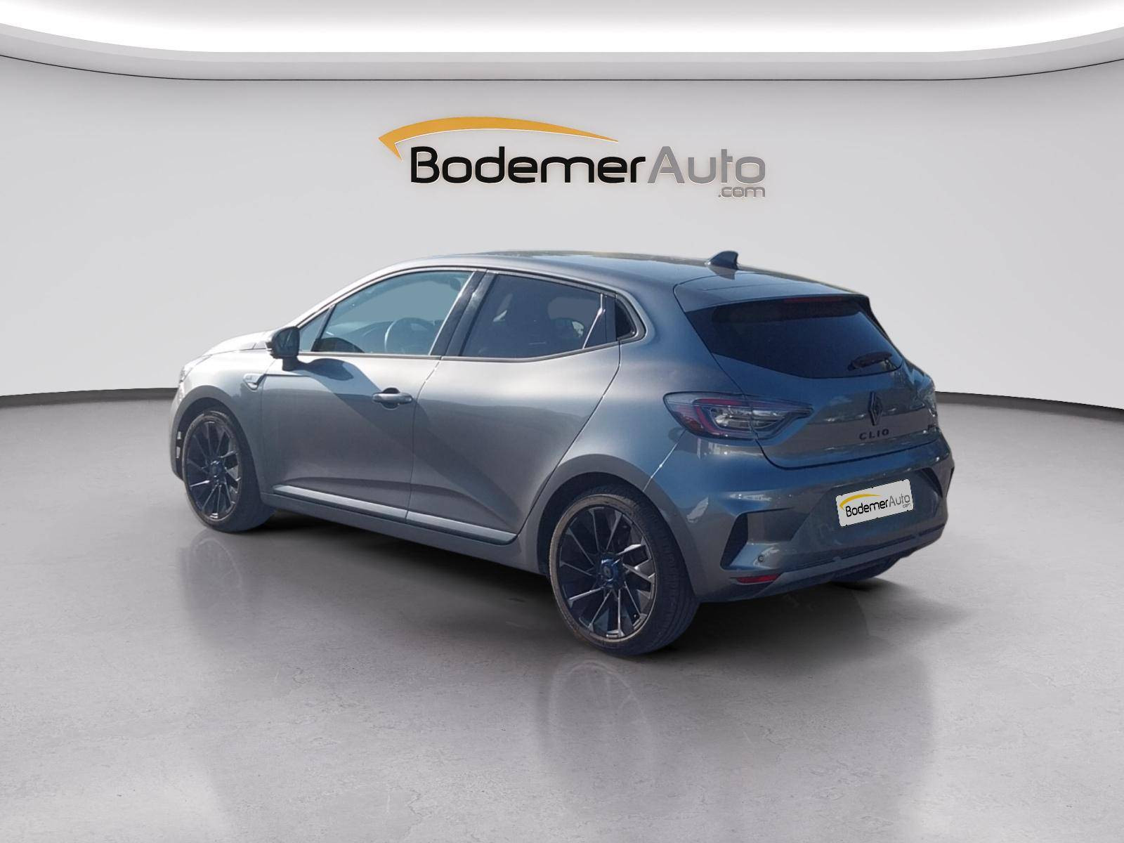Vente en ligne Renault Clio 5 Clio E-Tech full hybrid 145 au prix de 19 785 €