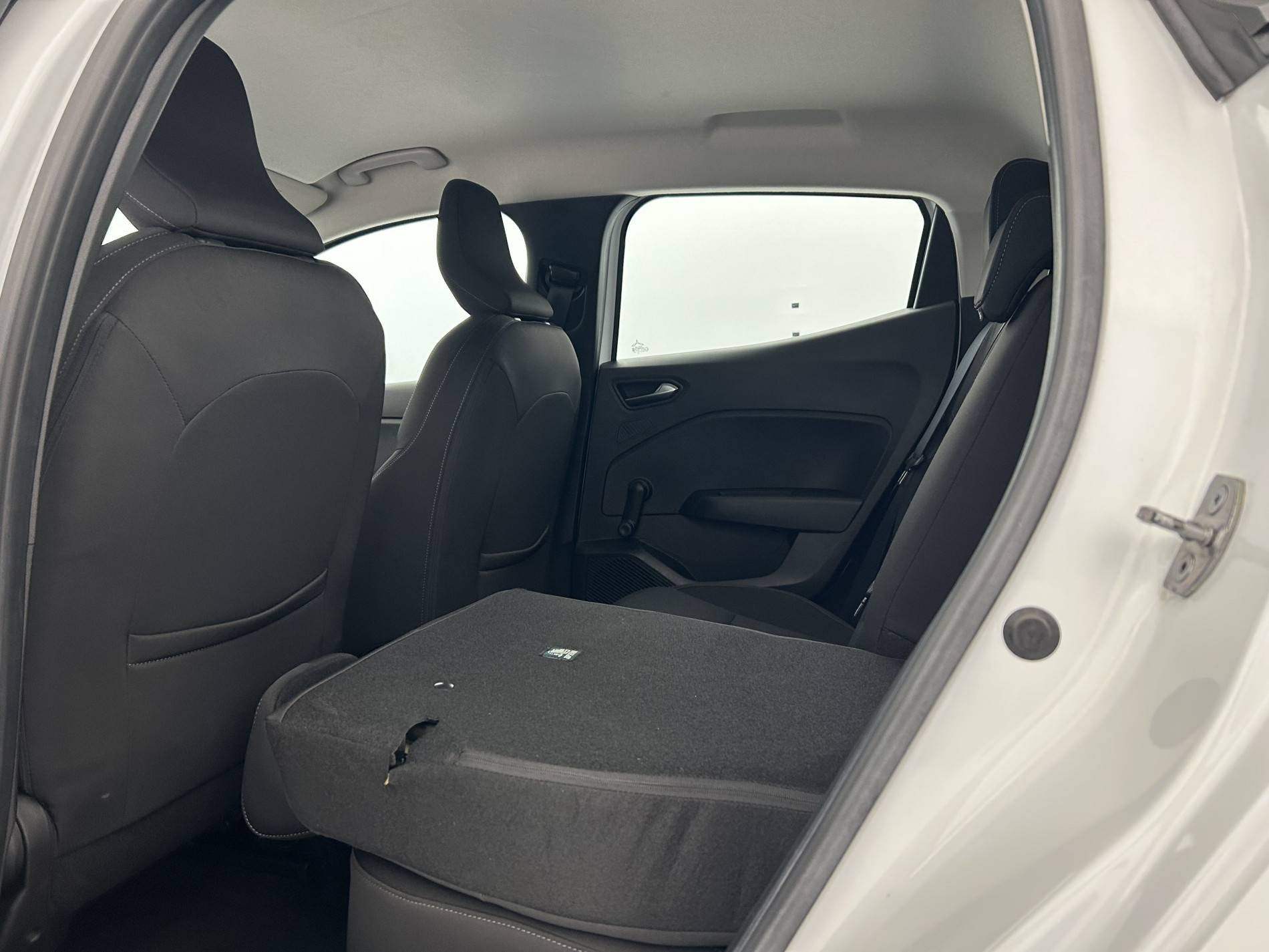 Vente en ligne Renault Clio 5 Clio TCe 90 au prix de 13 990 €