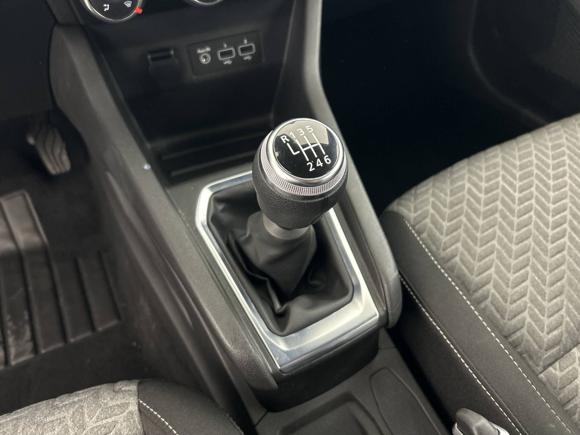 Vente en ligne Renault Clio 5 Clio TCe 100 GPL - 21 au prix de 13 890 €