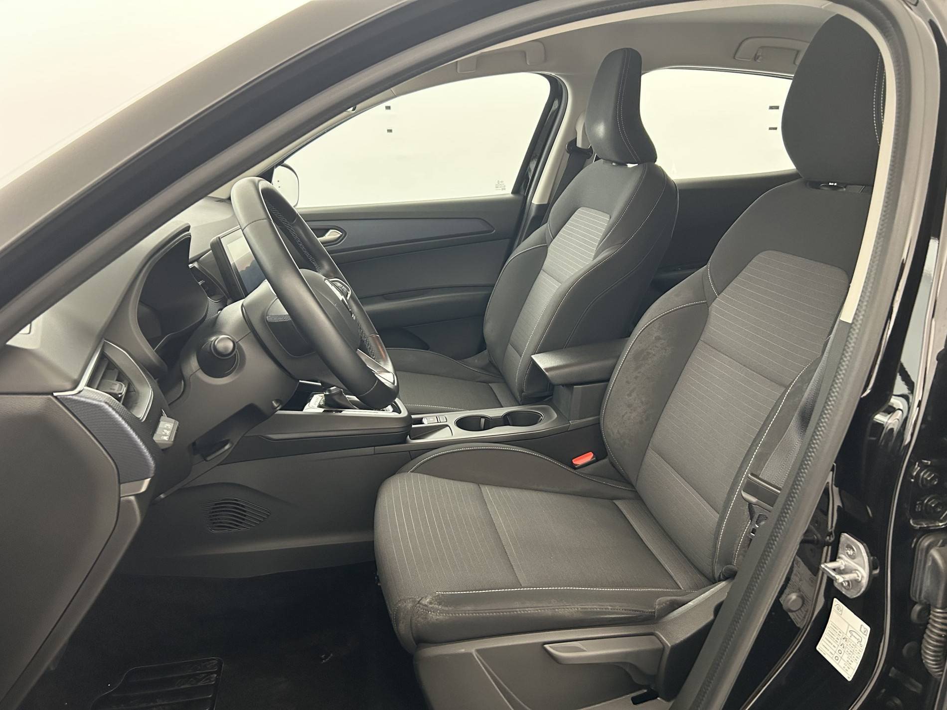 Vente en ligne Renault Arkana  E-Tech 145 au prix de 18 290 €
