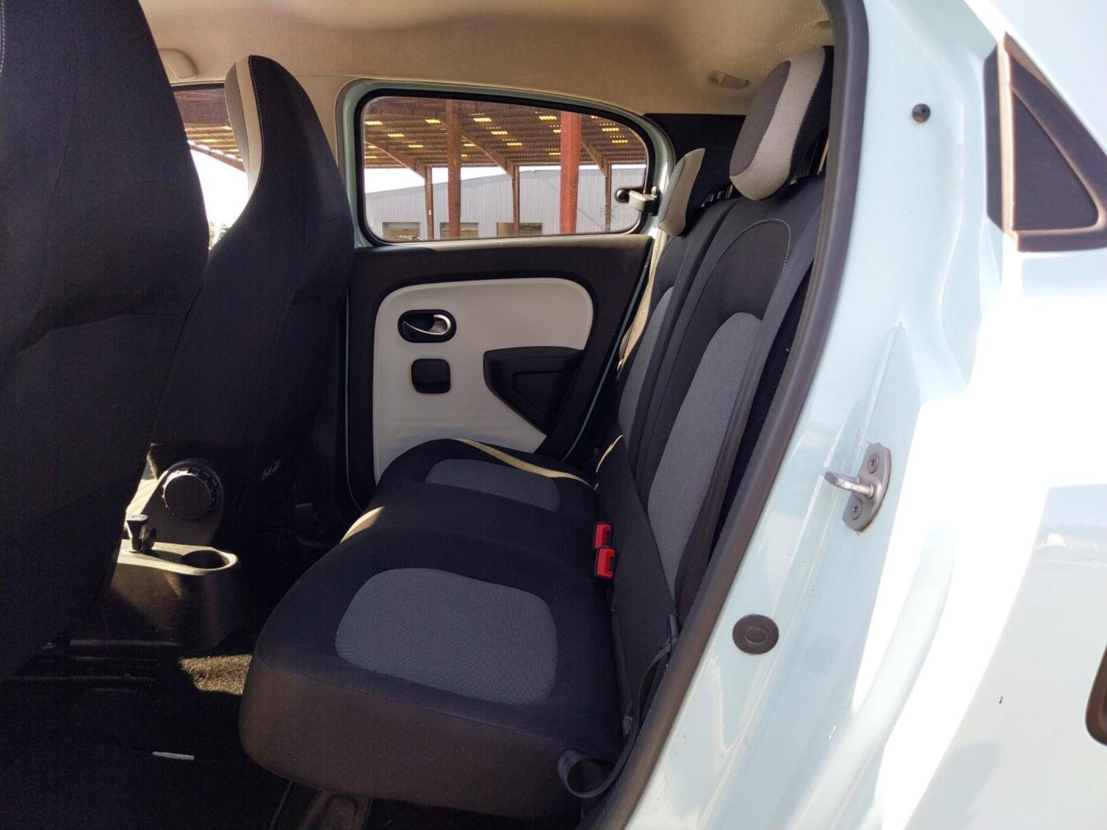 Vente en ligne Renault Twingo 3  SCe 65 au prix de 12 491 €