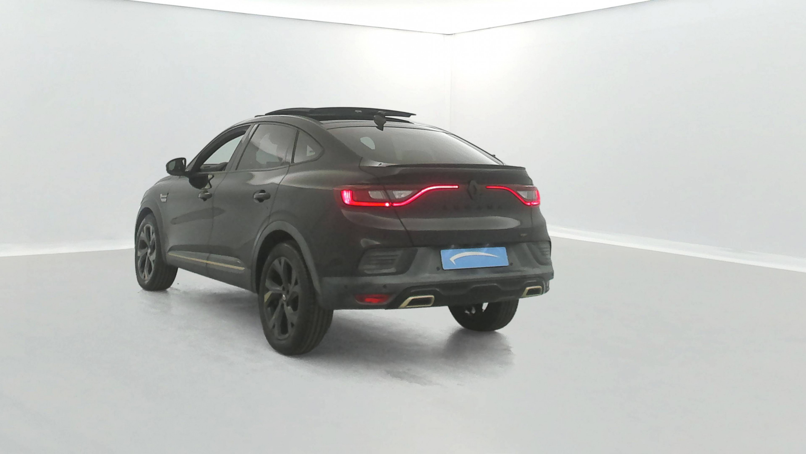 Vente en ligne Renault Arkana  E-Tech hybride 145 - 22 au prix de 21 990 €