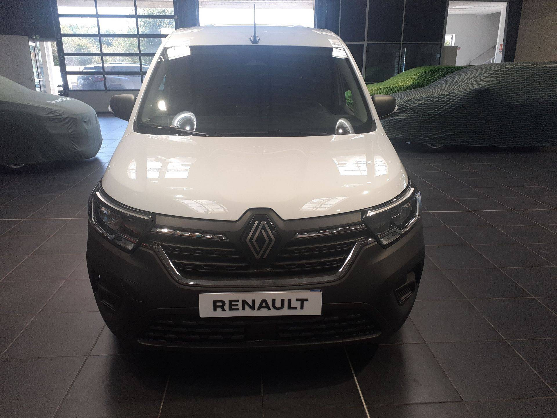 Vente en ligne Renault Kangoo Van  TOLE L1 BLUE DCI 95 AUTO au prix de 24 265 €