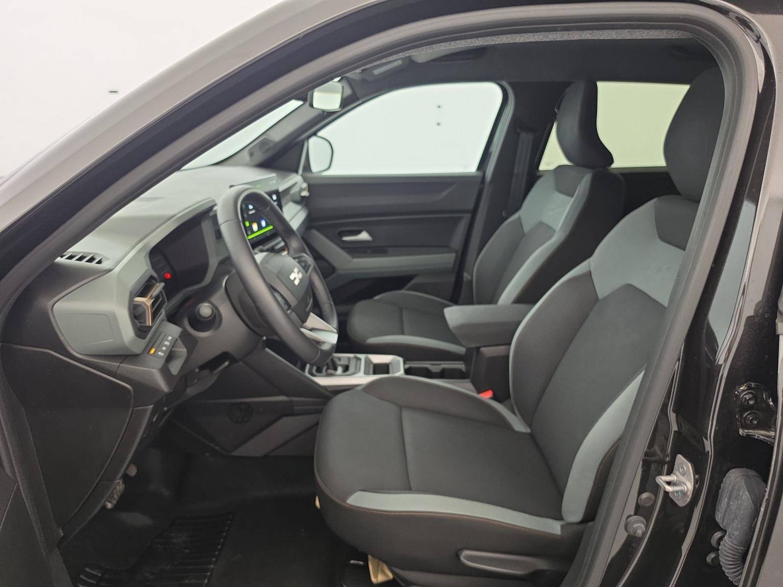 Vente en ligne Dacia Duster  Hybrid 140 au prix de 25 990 €