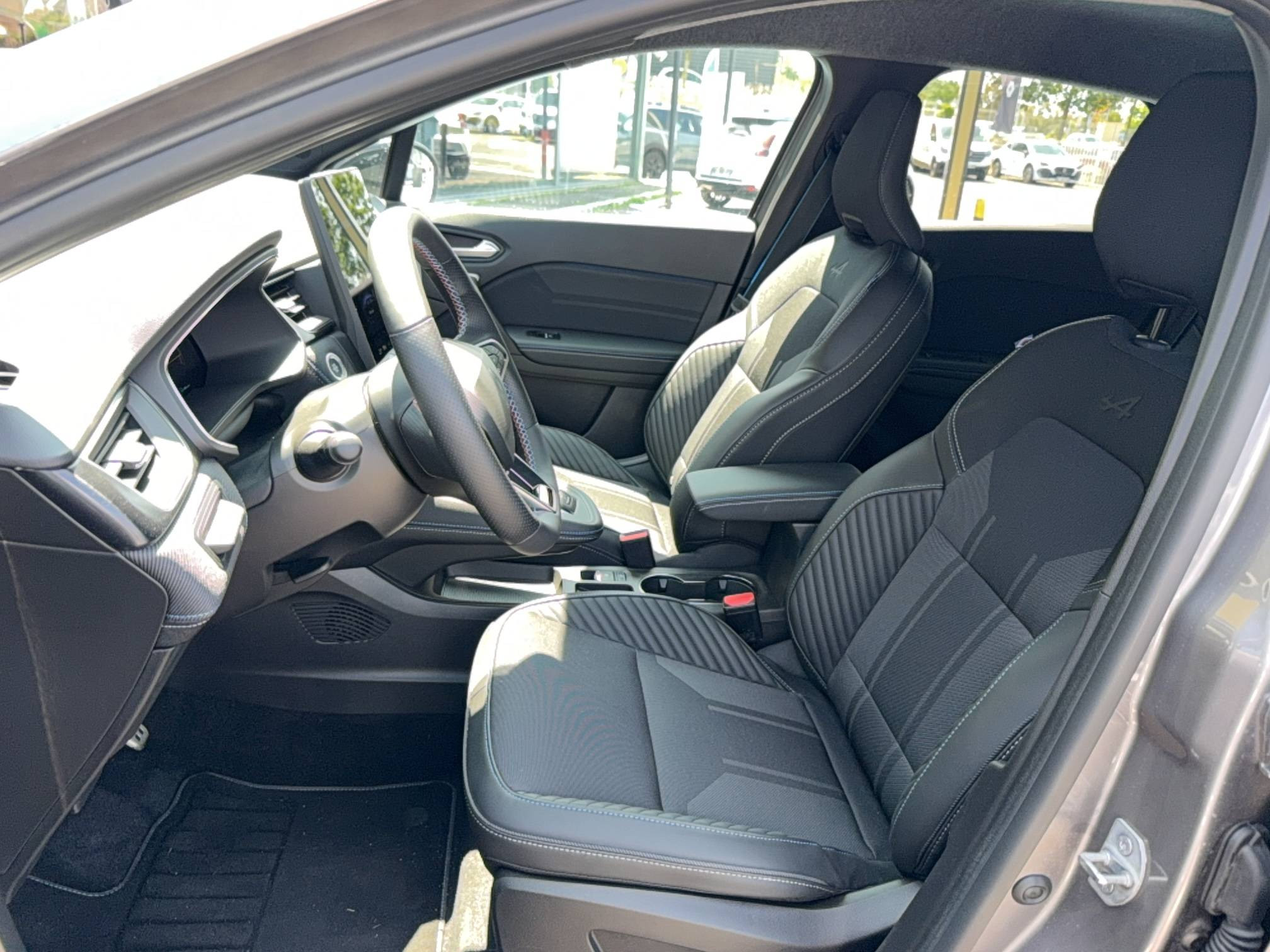 Vente en ligne Renault Captur  E-Tech full hybrid 160 ch au prix de 32 490 €