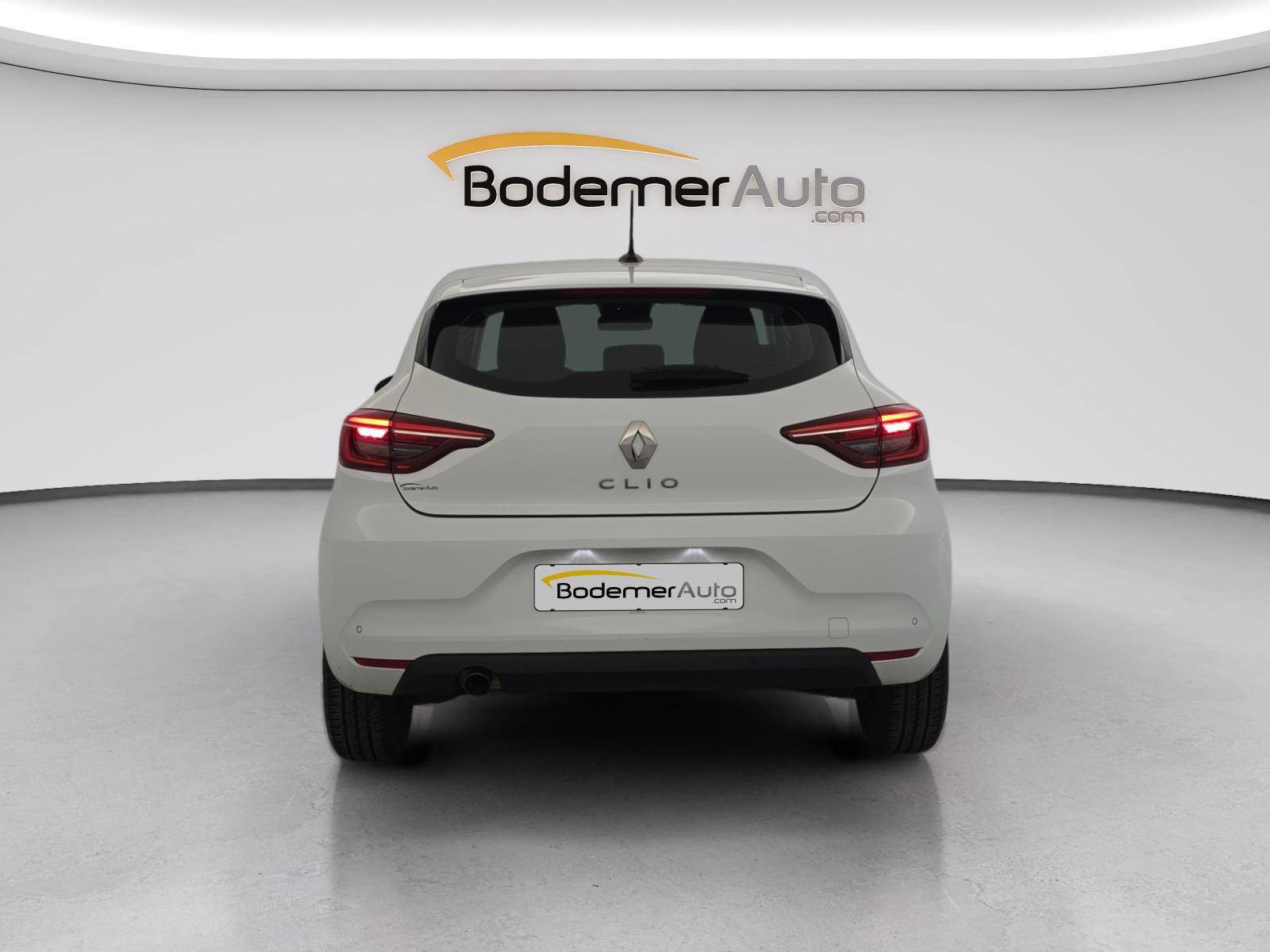 Vente en ligne Renault Clio 5 Clio TCe 90 au prix de 12 790 €