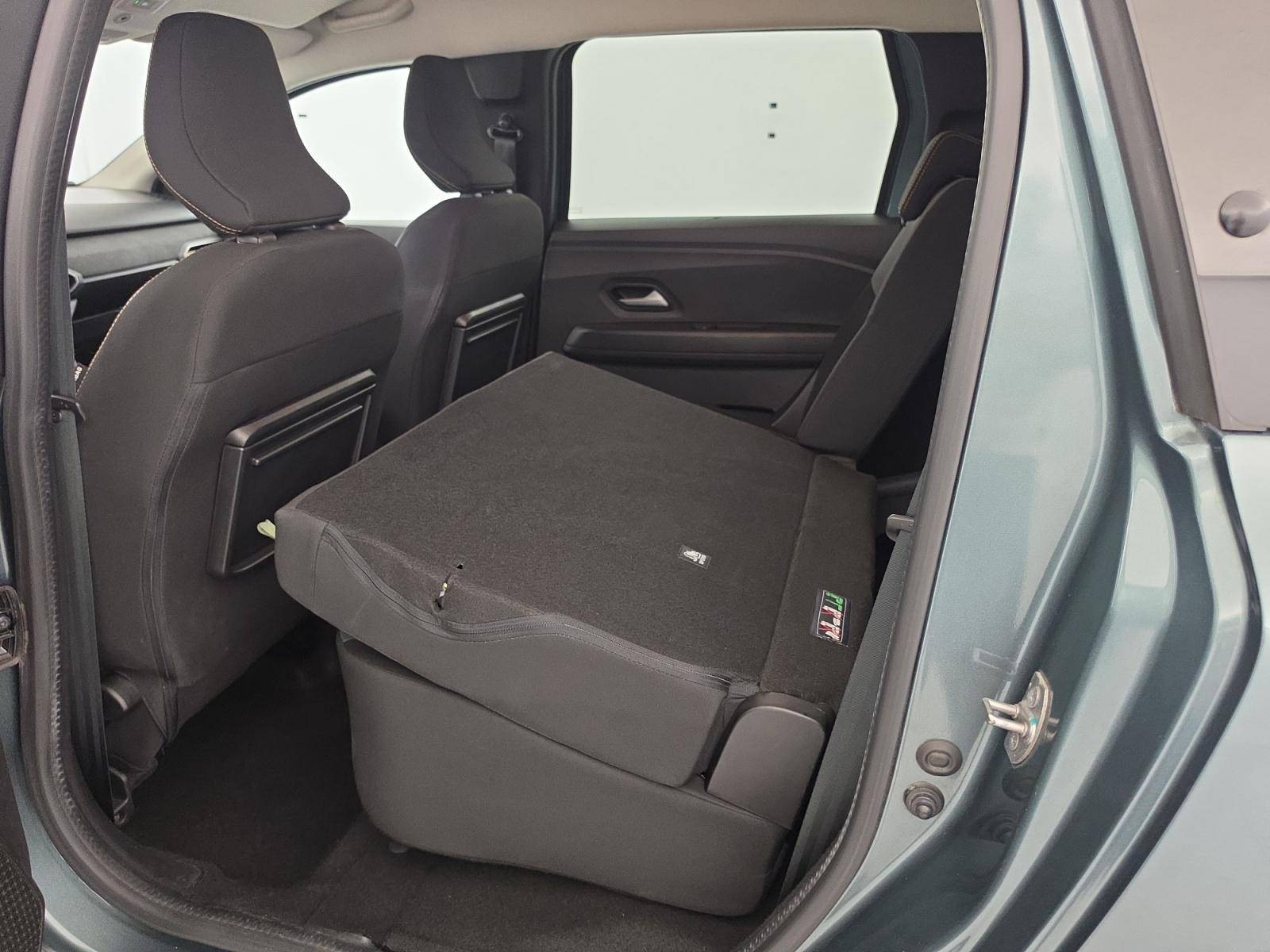 Vente en ligne Dacia Jogger  ECO-G 100 7 places au prix de 17 990 €