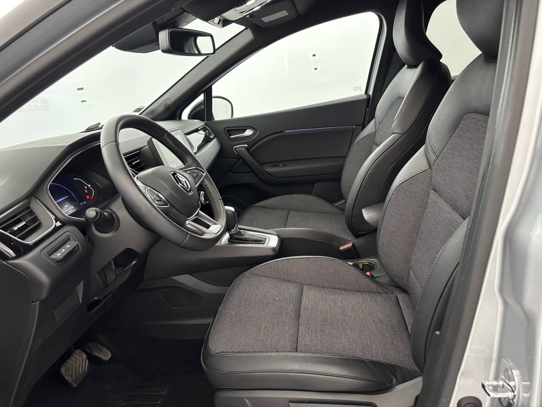 Vente en ligne Renault Captur  E-Tech 145 au prix de 18 090 €