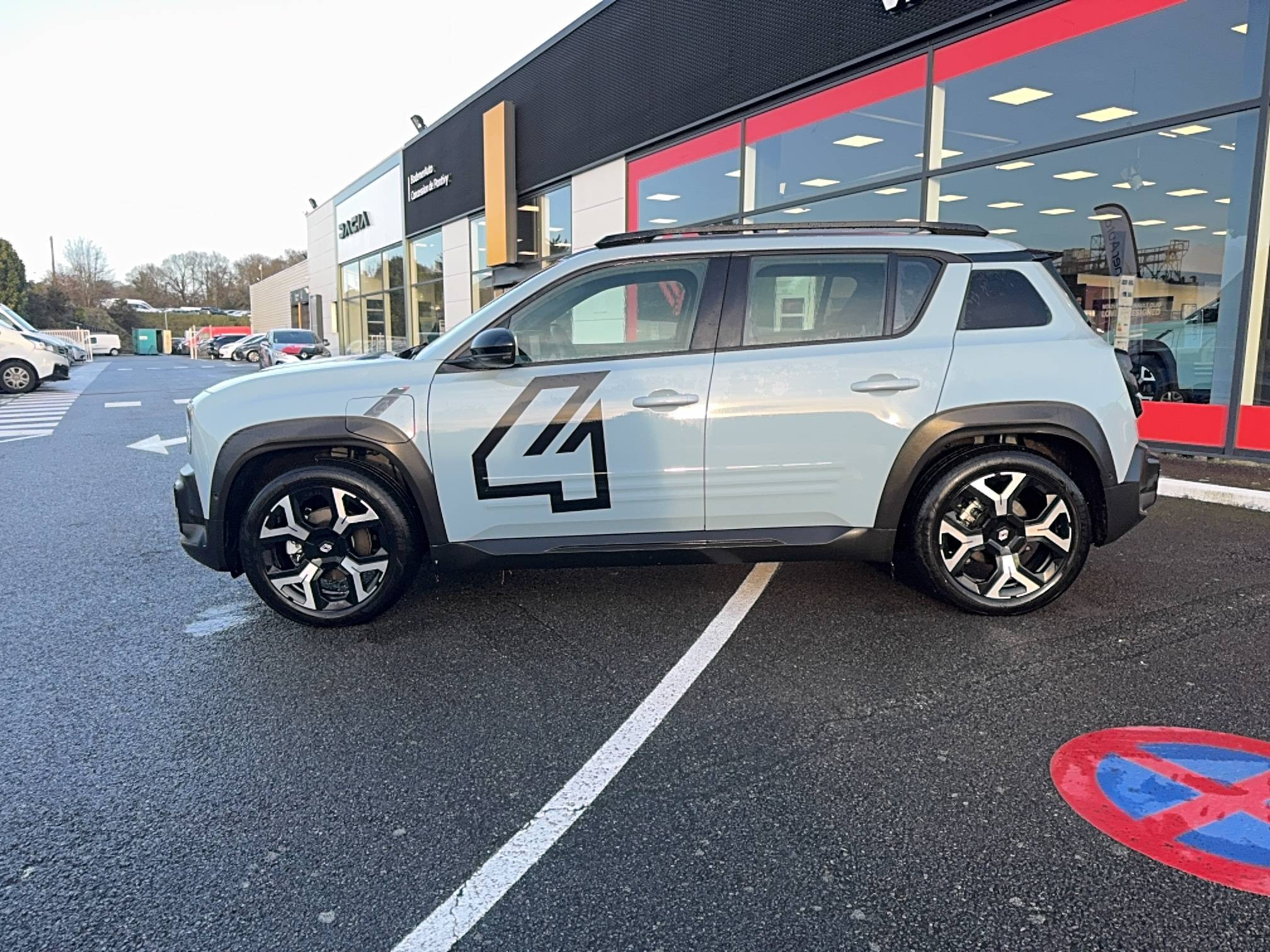 Vente en ligne Renault R4 E-Tech  150 ch autonomie confort au prix de 31 490 €