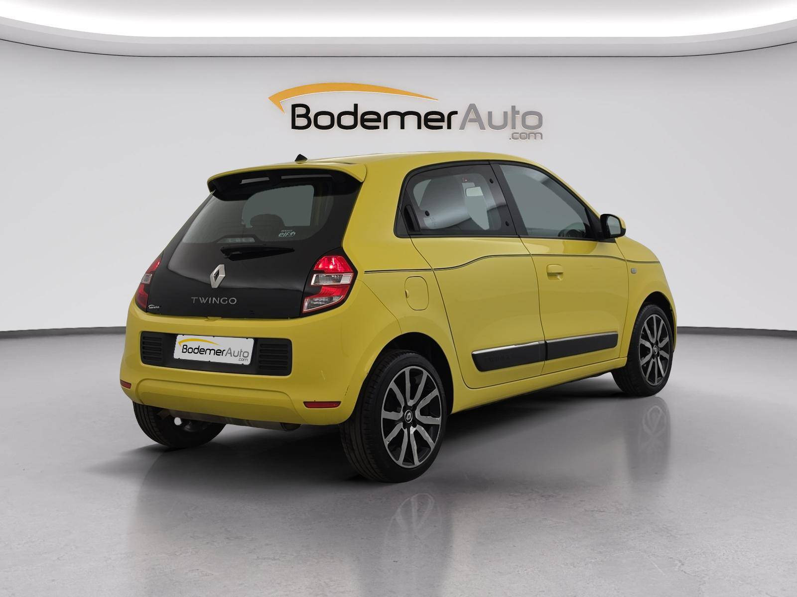Vente en ligne Renault Twingo 3  1.0 SCe 70 eco2 Stop & Start au prix de 7 290 €