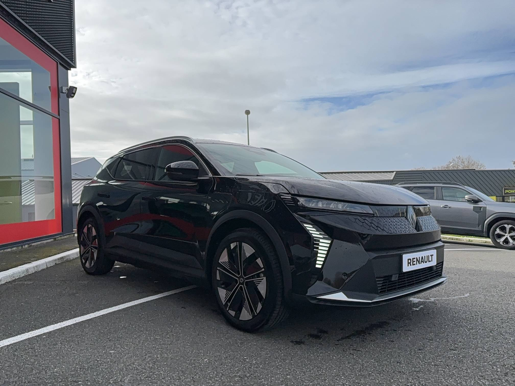 Vente en ligne Renault Scenic E-Tech  220 ch grande autonomie au prix de 39 990 €