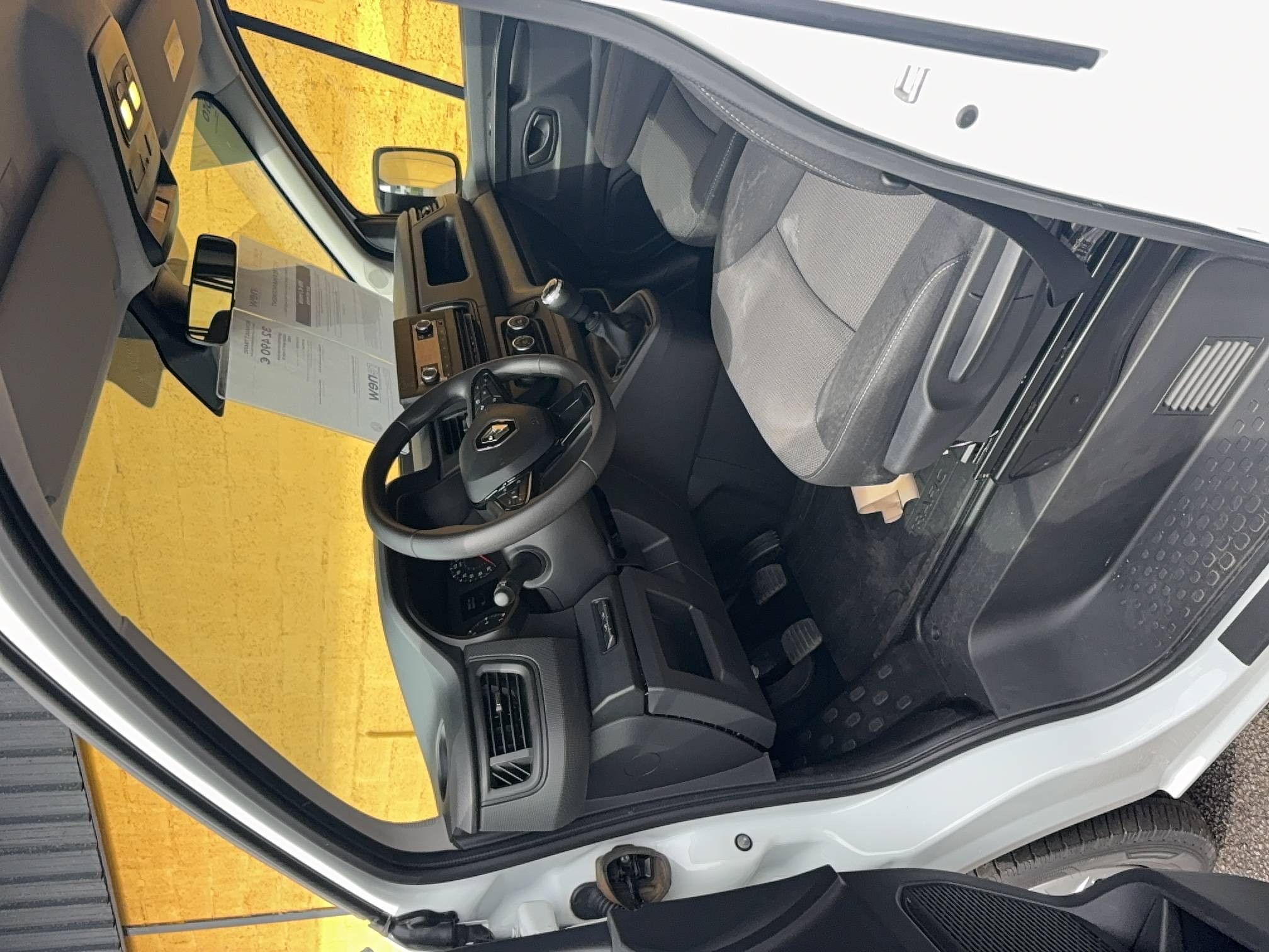 Vente en ligne Renault Trafic  combi L2 dCi 150 Energy S&S au prix de 31 490 €