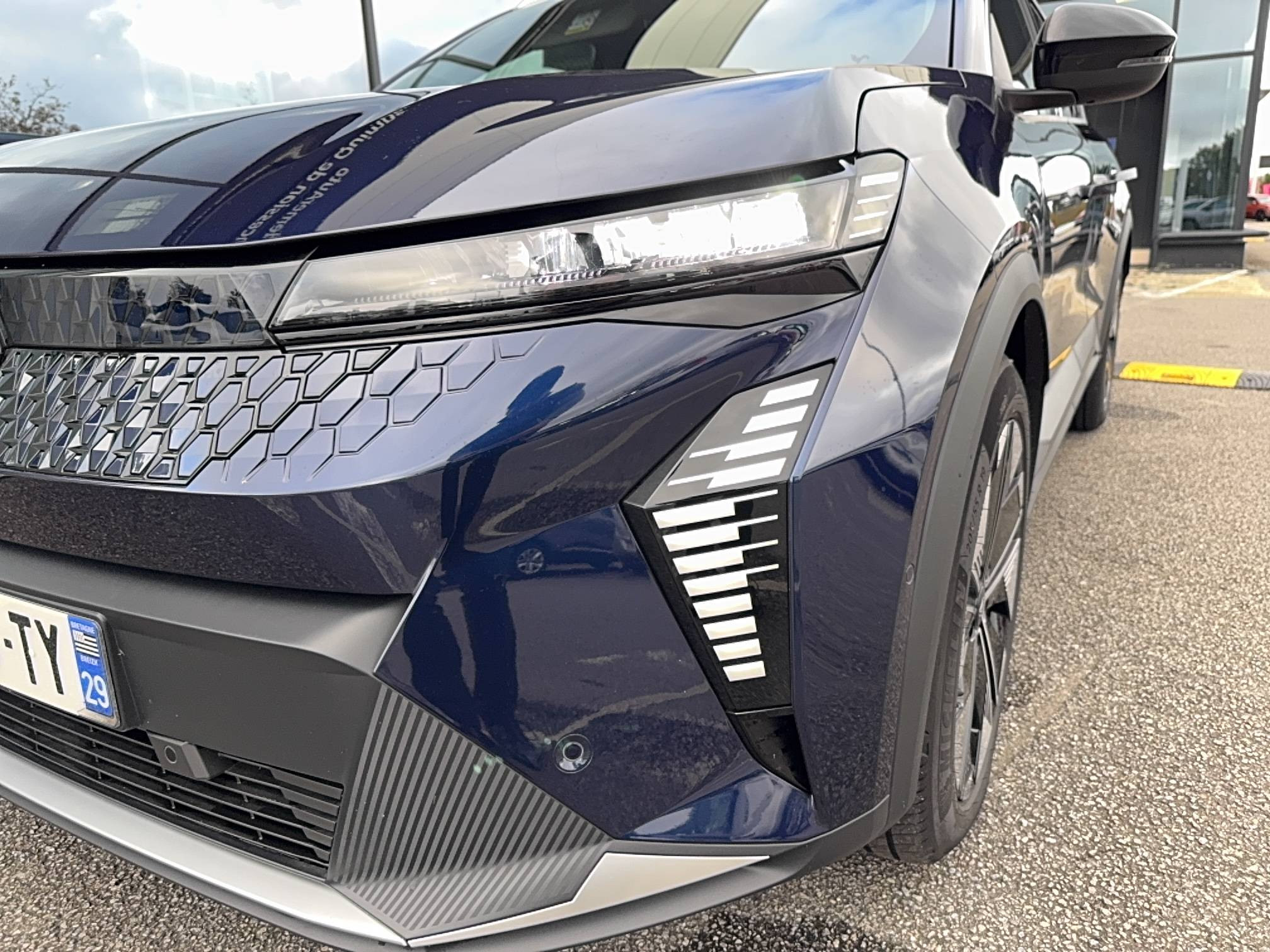 Vente en ligne Renault Scenic E-Tech  220 ch grande autonomie au prix de 44 290 €